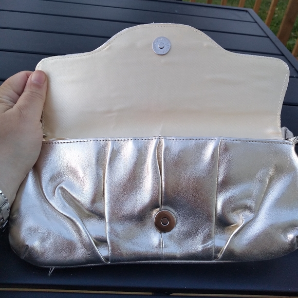 Four Vintage Purses, Various Styles, Fanny Pack, Evening Bag, Crossbody,… - Picture 12 of 14